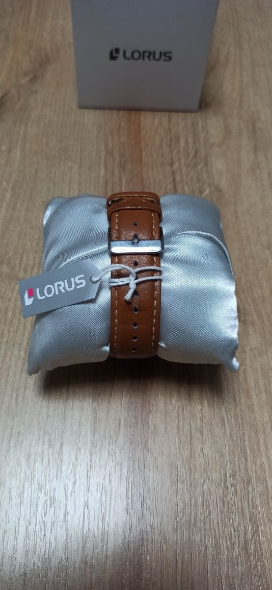 Męski zegarek Lorus RM325 do lekkiej negocjacji
