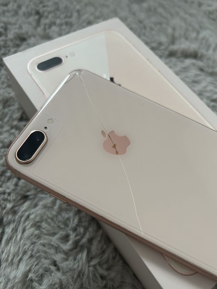 iPhone 8 Plus 64GB Rose Gold Złoty używany