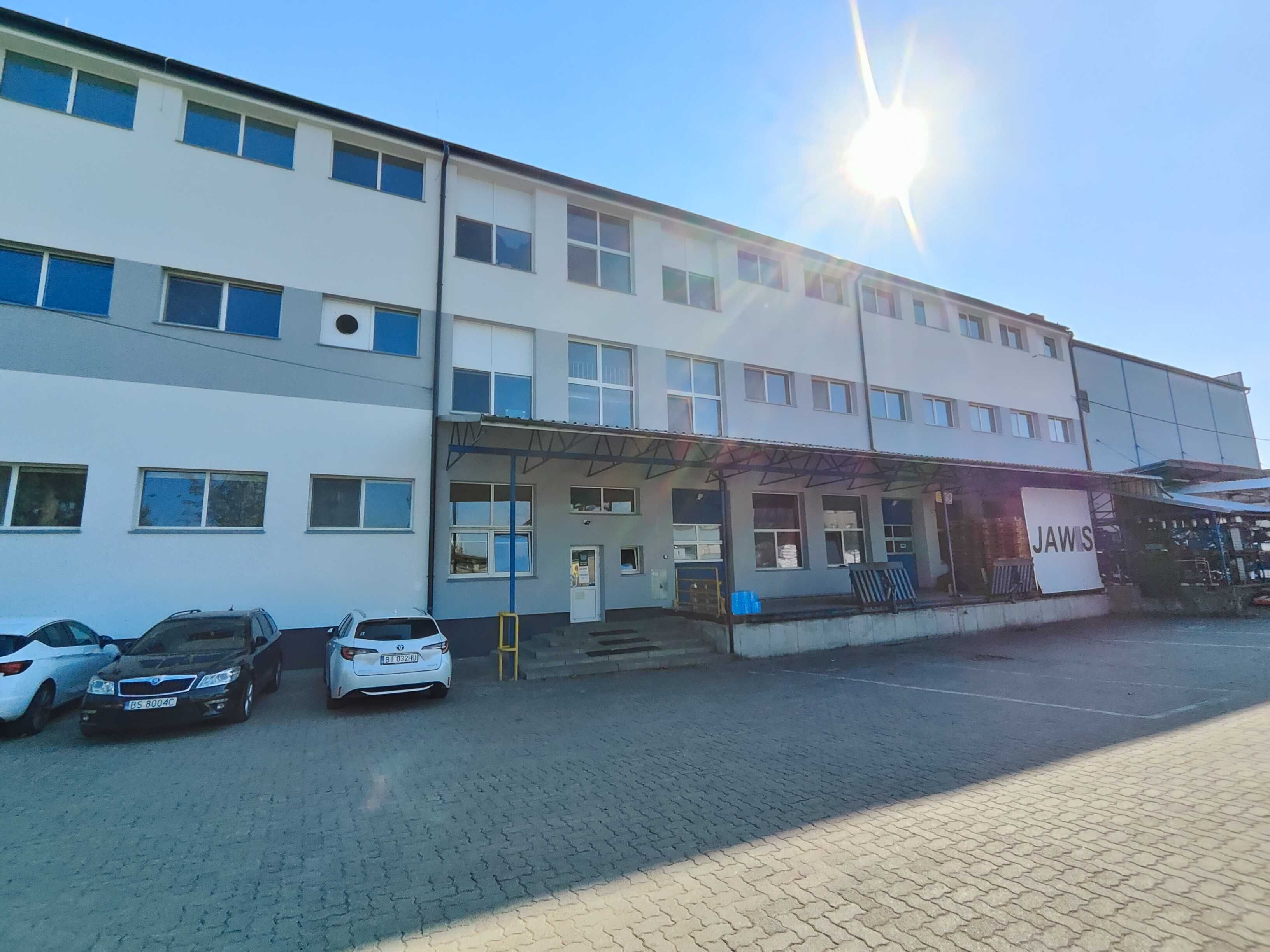 Elewacje, ocieplenia budynków, renowacja elewacji- mycie, malowanie