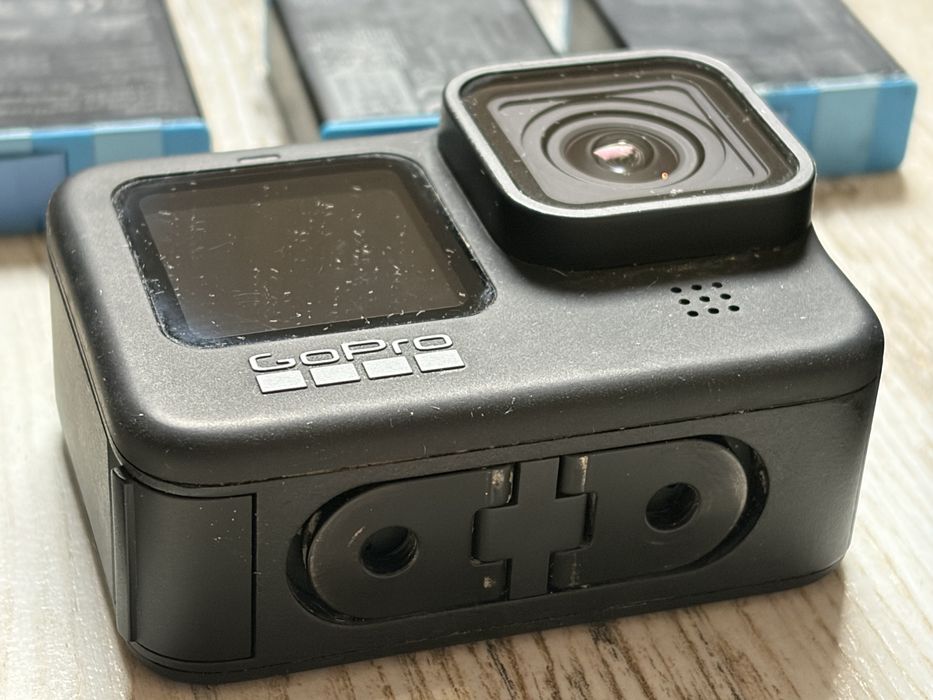 Go pro hero 9 black. SZESTAW PREMIUM. 3x ateria, ładowarka, karta 256g