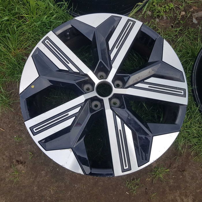 felgi aluminiowe 3 sztuki Renault Megane 5 , E-Tech 20 cali