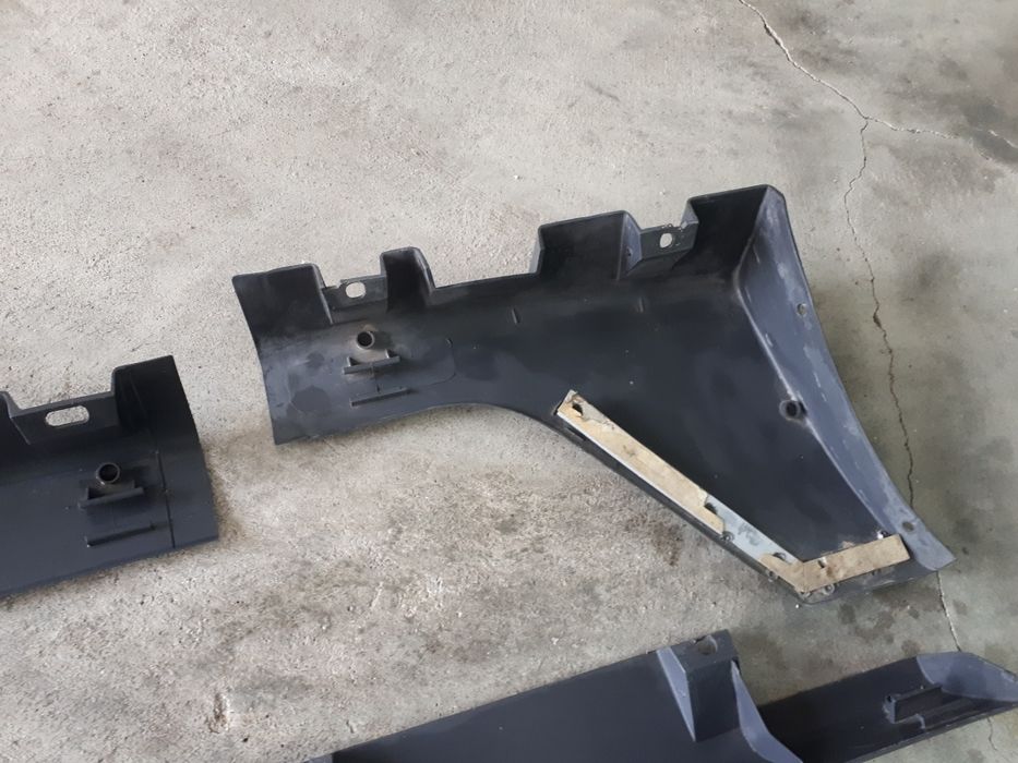 Embaladeiras originais do Opel Corsa-A GSi  GT ou Joy