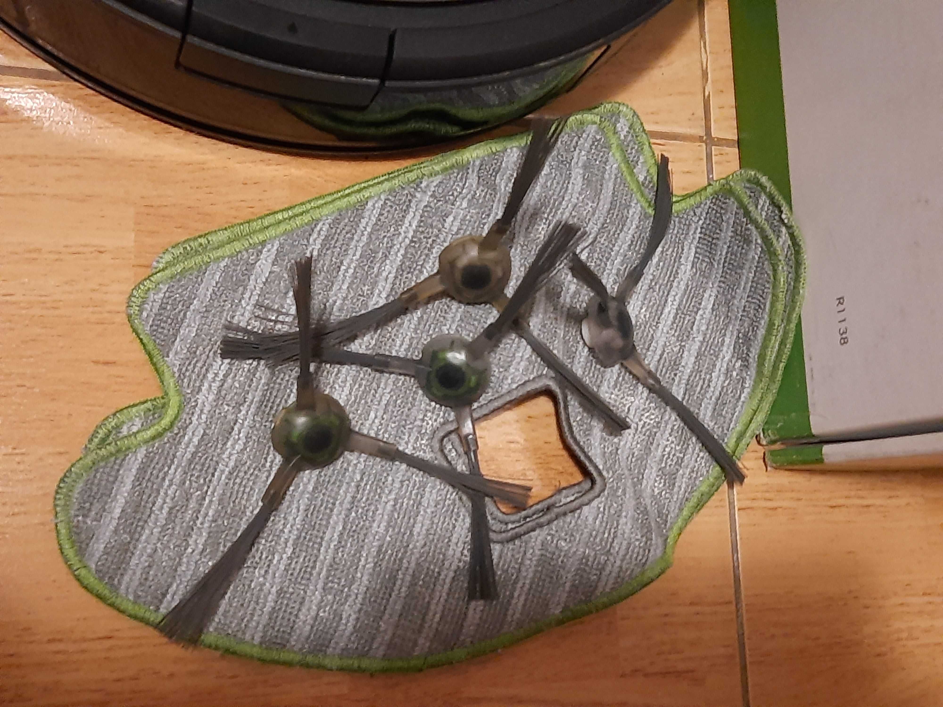IROBOT Romba Combo R1138