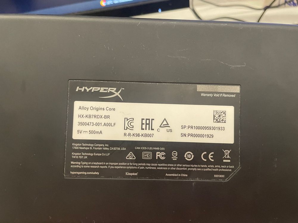 Teclados gaming hyperx e sharkoon