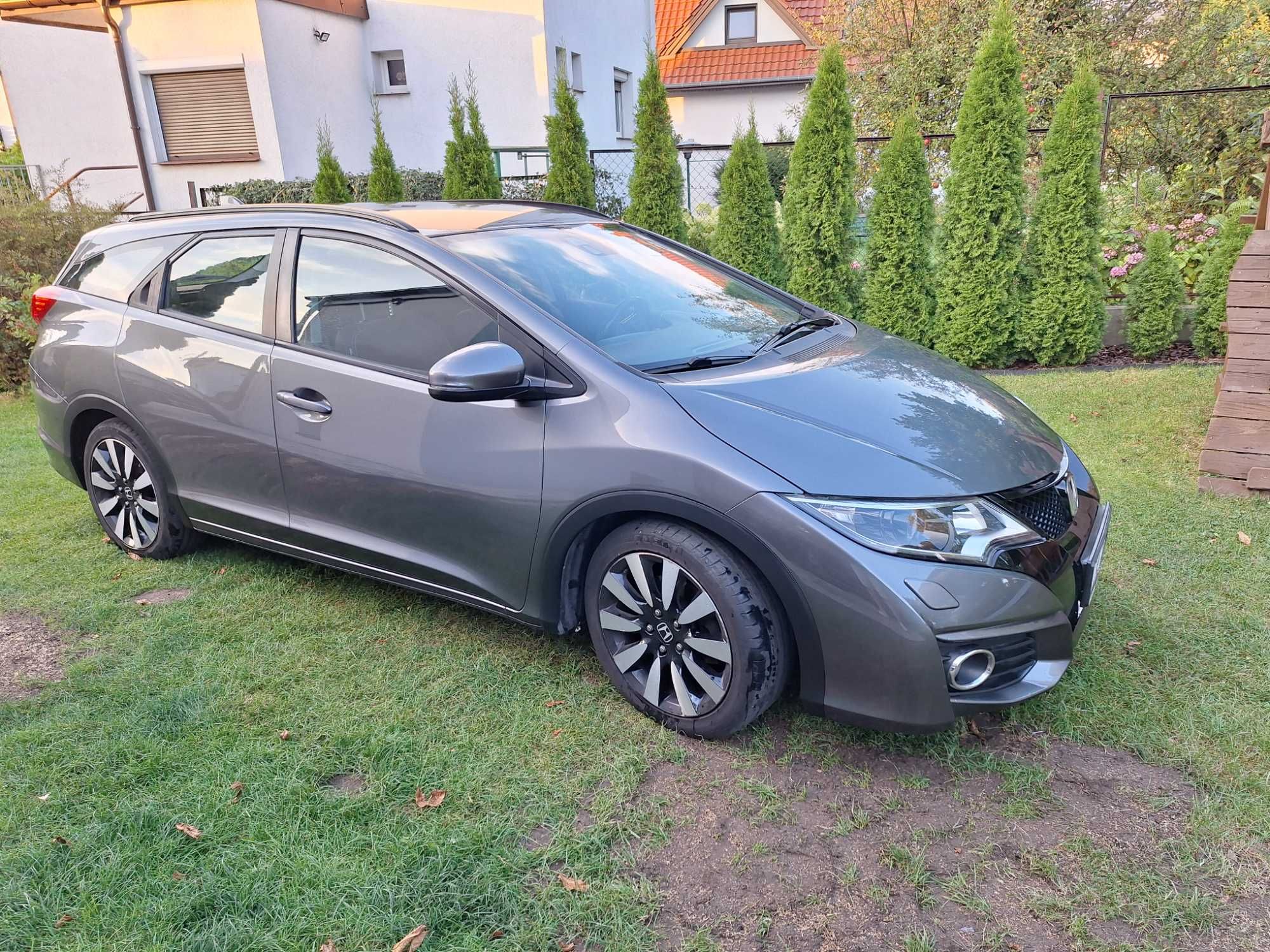 Honda Civic Tourer Salon Polska