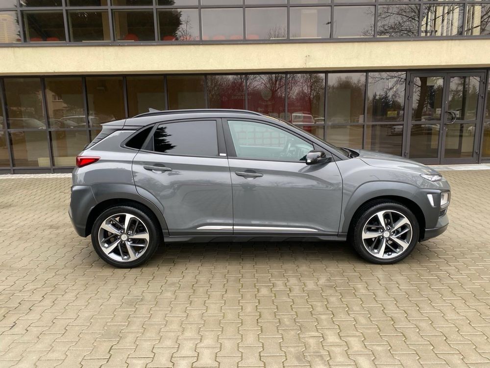 Hyundai Kona 1.0 T-GDI 120 km kilmatronik kamera serwis zamiana