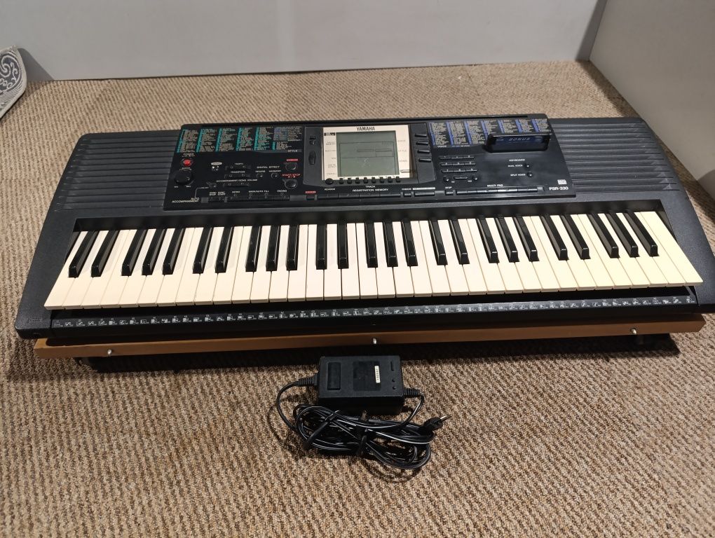KEYBOARD Yamaha -PSR 330
