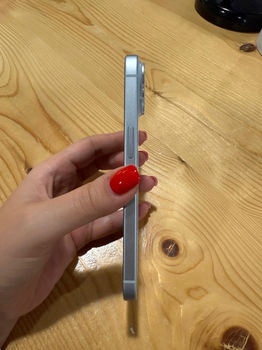 iPhone 15 - 128gb