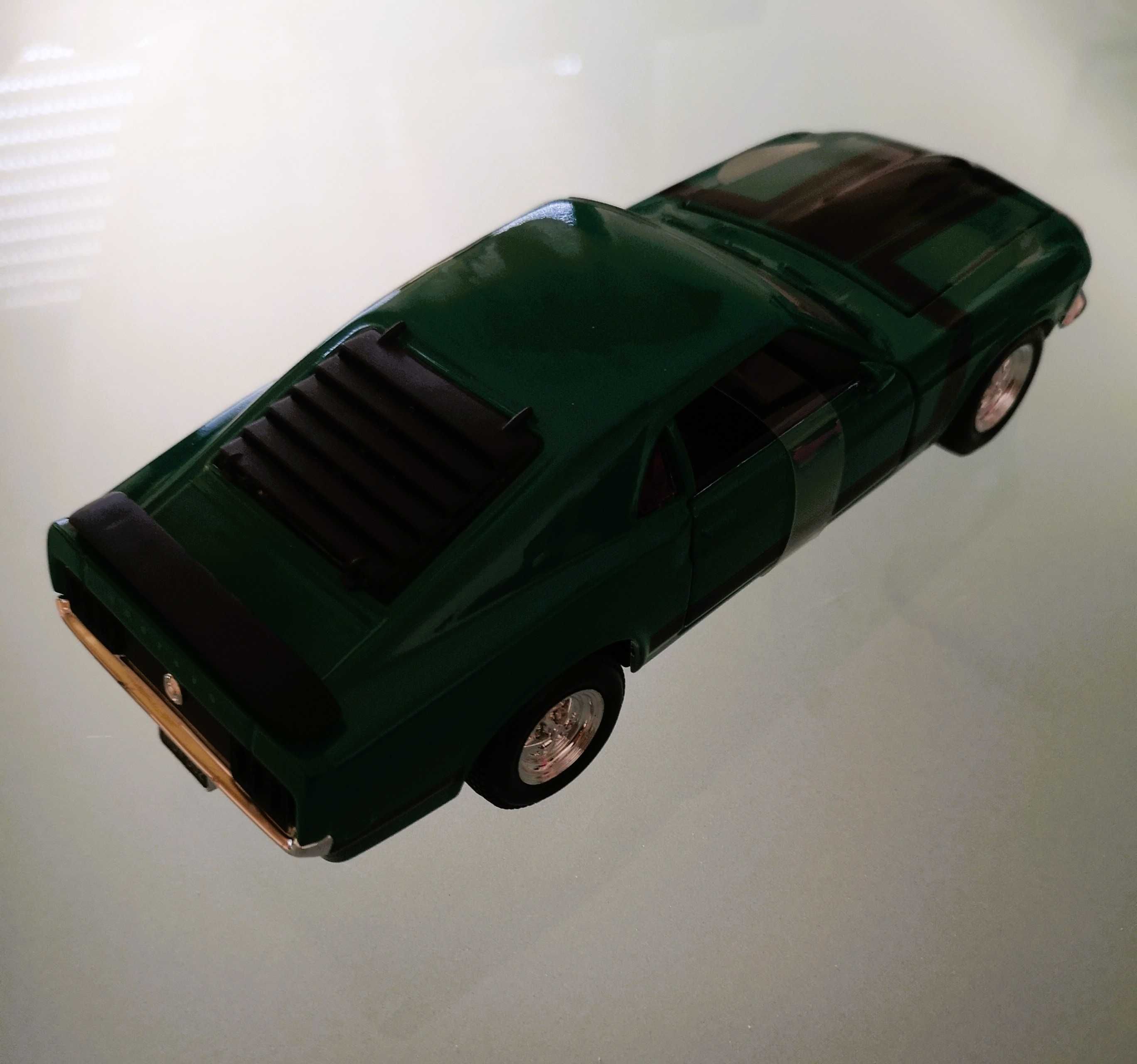 Ford Mustang Boss 1970 - 1:24