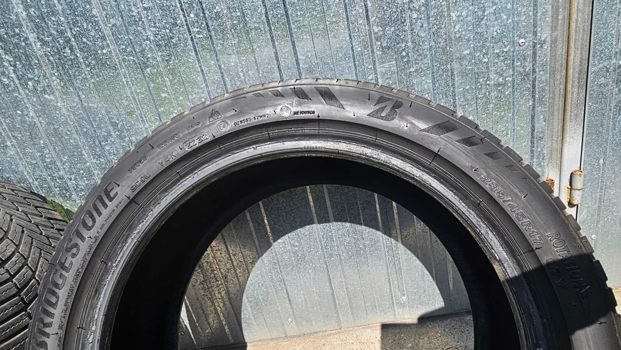 235/45/17 Bridgestone