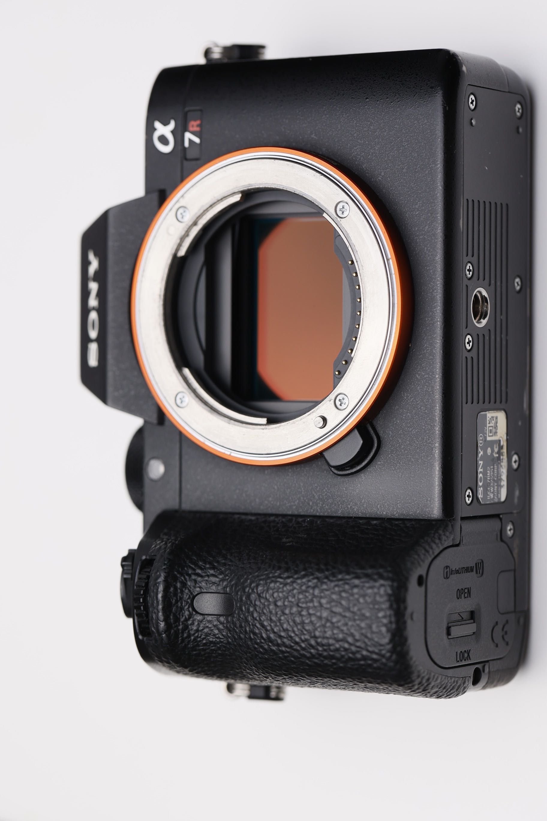 Aparat Sony Alpha A7R II, Sony FE 35 mm f/2.8 Carl Zeiss Sonnar+2 xSD