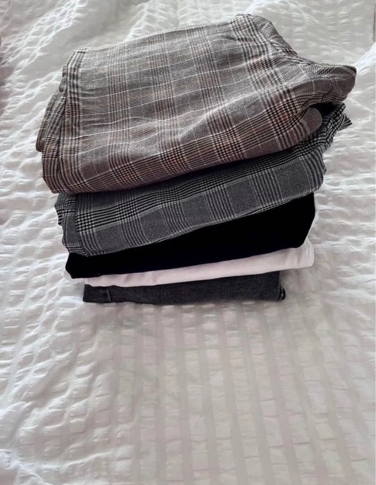 Lote de CALÇAS tamanho XS e M