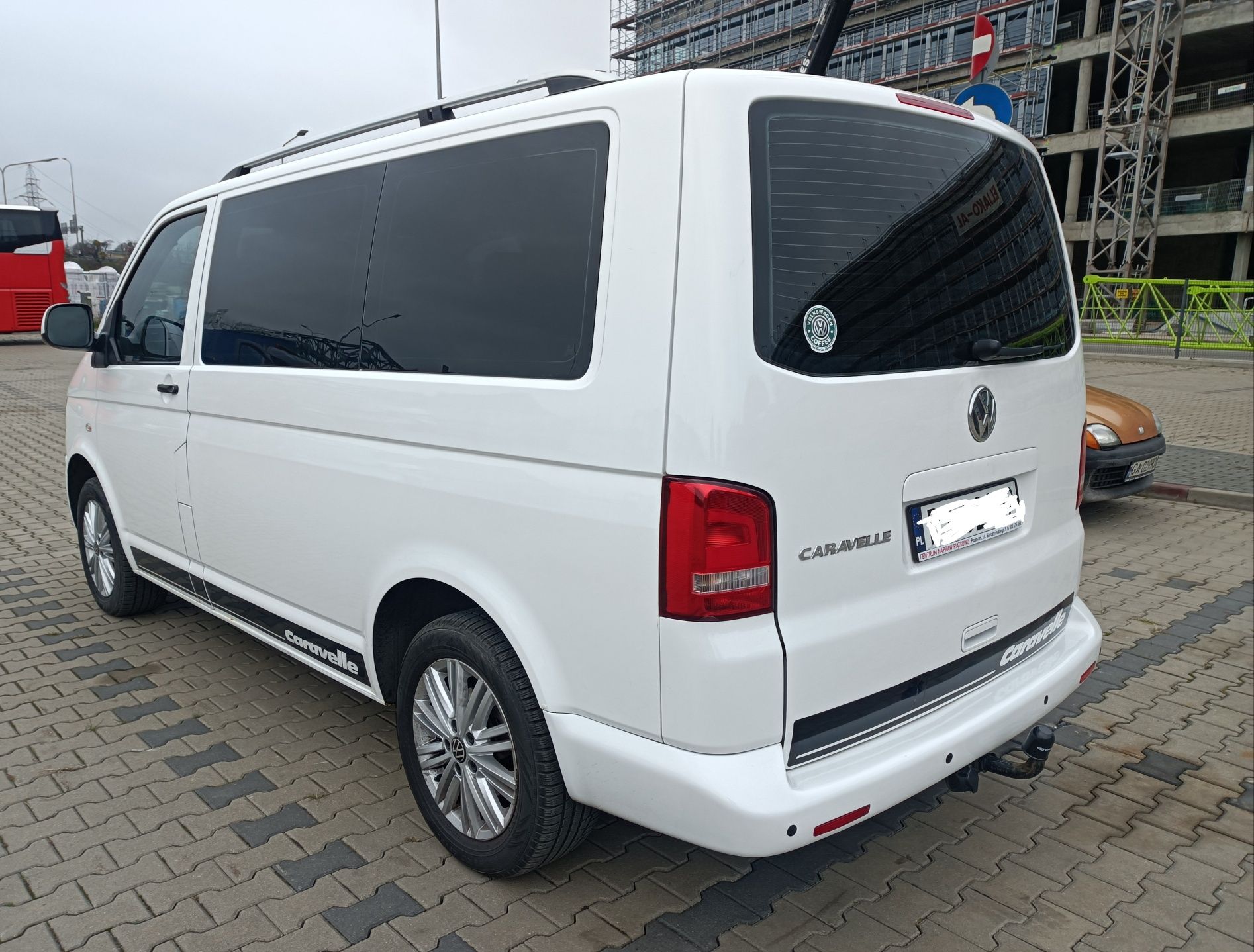 Wynajem Bus 9 Osobowy Wypożyczenie VW Transporter 2.0 TDI