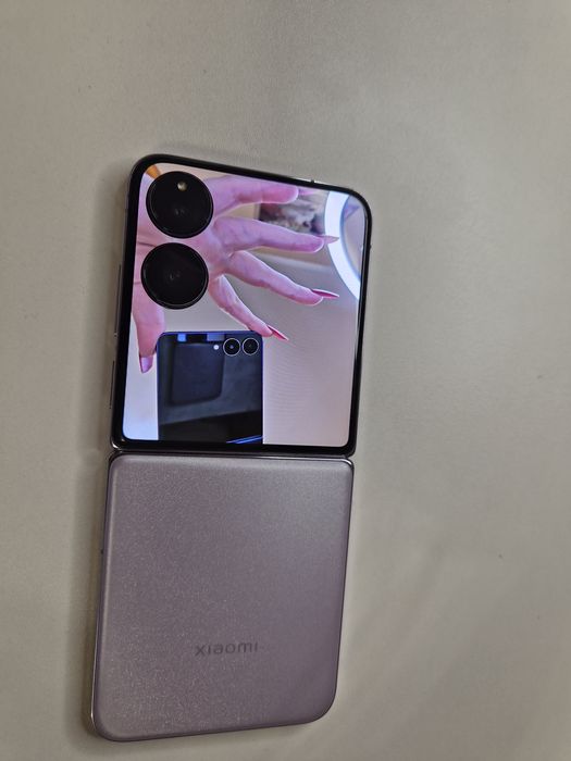 Xiaomi Mix Flip 7 вживаний