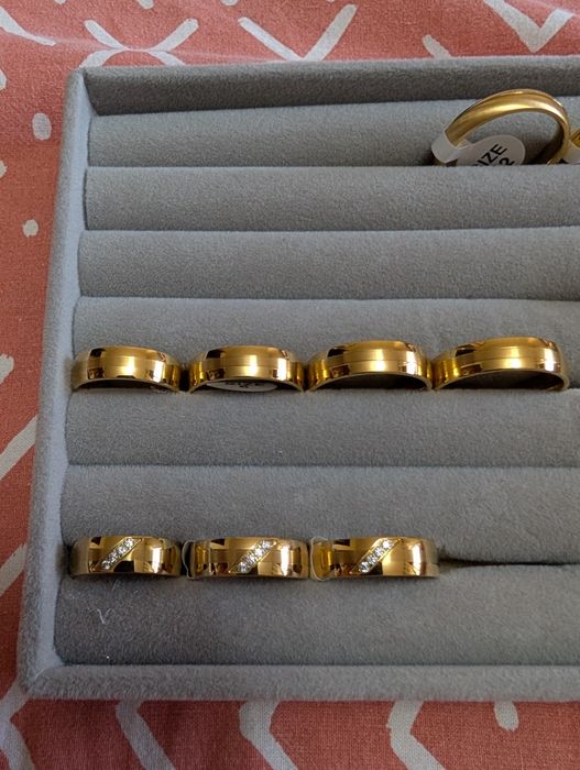 Alianças lindíssimas ouro lâminado 18k6mm