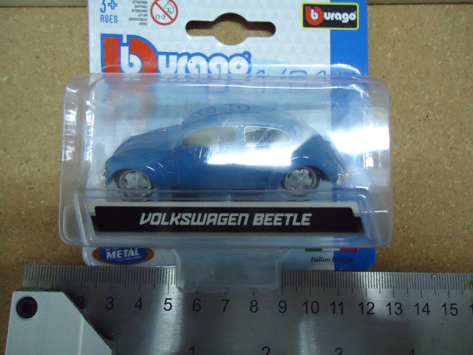 Vários brinquedos