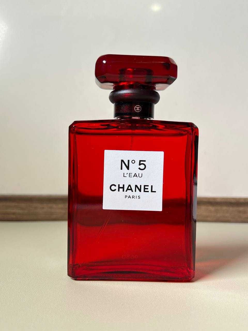 Парфуми Chanel No 5 L'Eau Red Edition