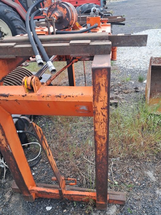 Chwytak do palet HDS z rotatorem