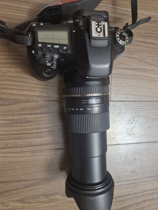 Canon 80D Body (sam aparat)