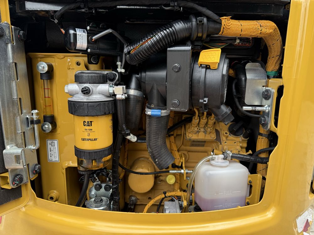 Minikoparka Caterpillar CAT 301.8 05A z Niemiec 2tony 3 łyżki