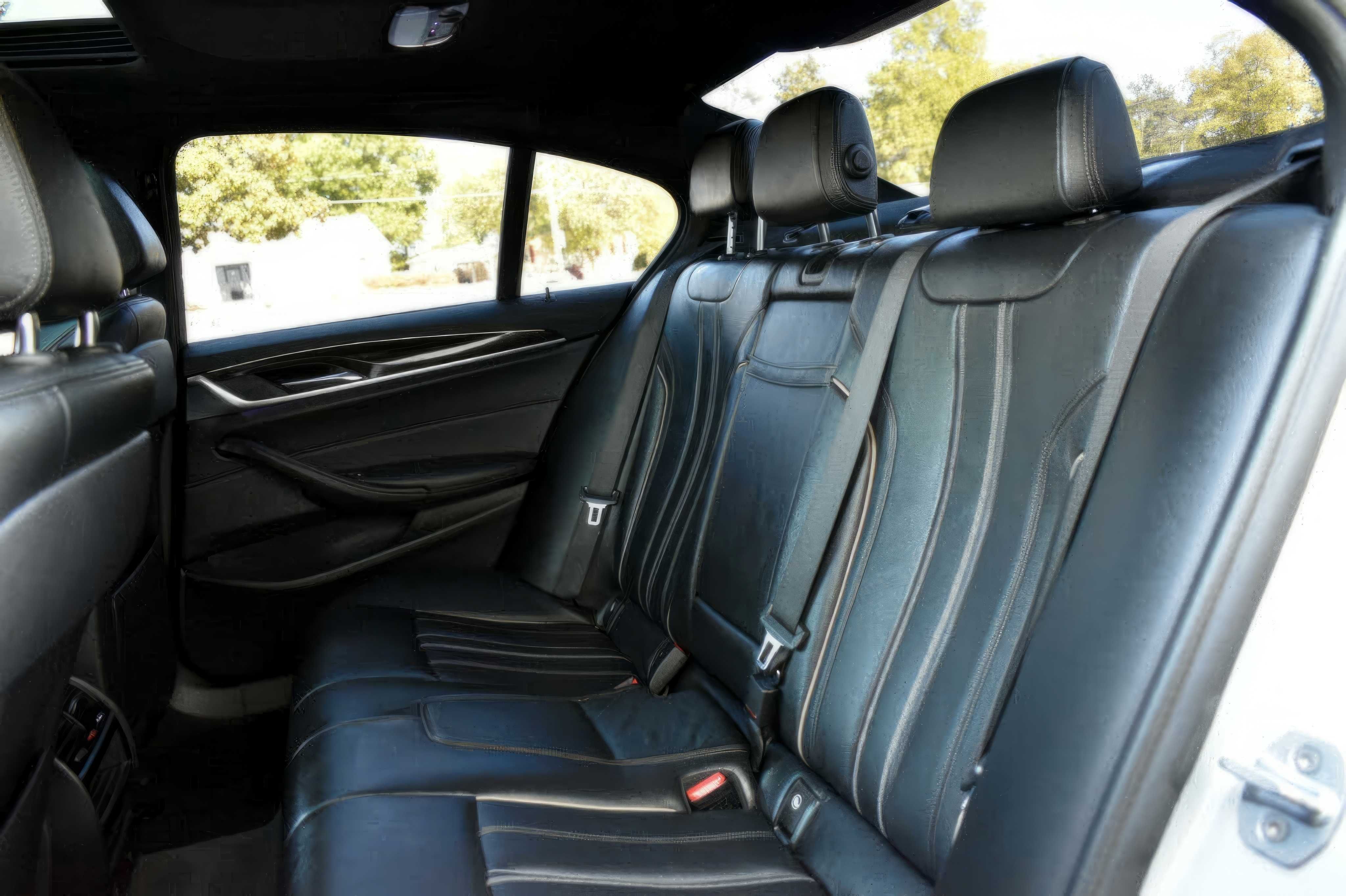 2019 BMW 5 Series 530i