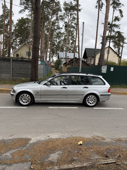 BMW E46 2.0 дизель механика 2000 год