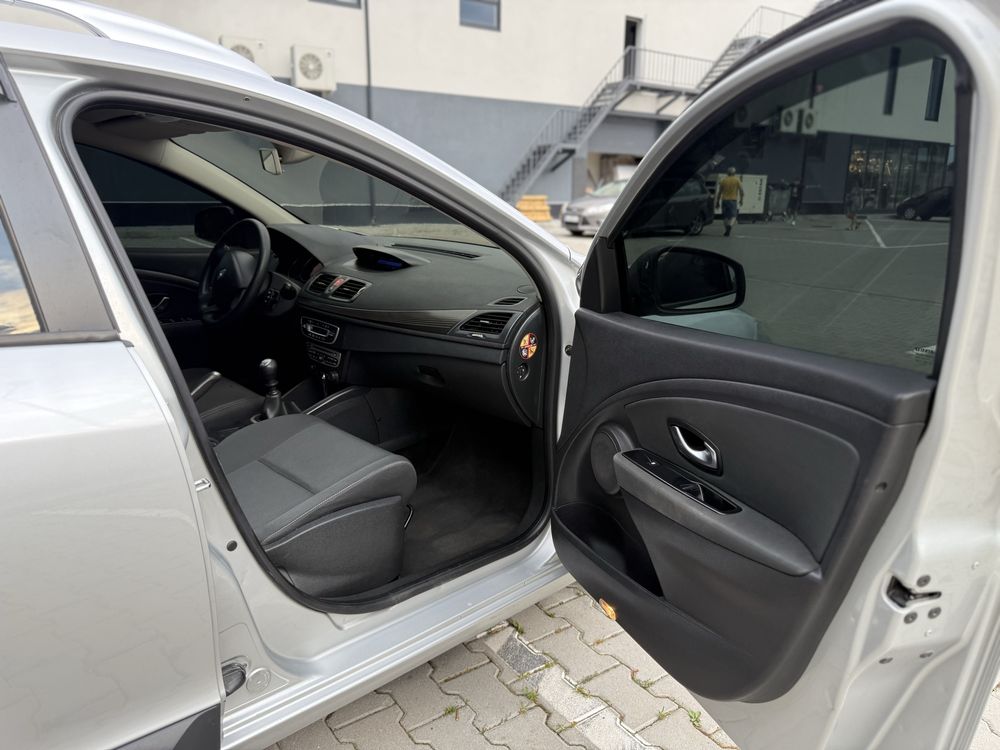 Renault Megane III 1.9 дизель