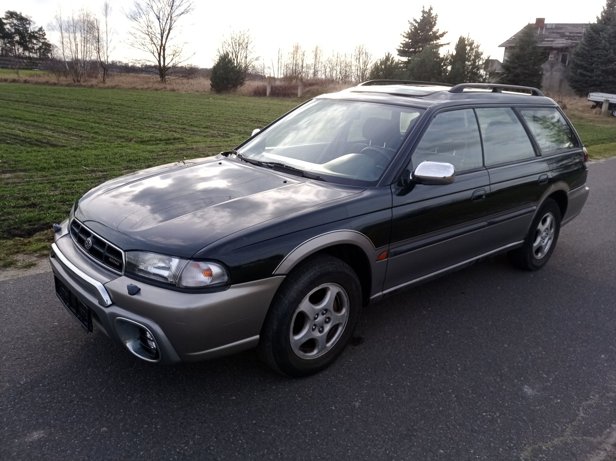 Subaru outback 2.5 automat