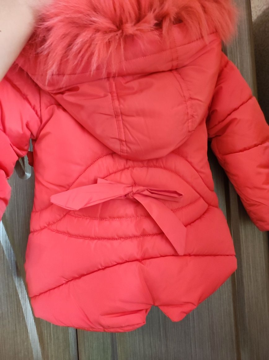 Пуховик для дівчинки куртка зима