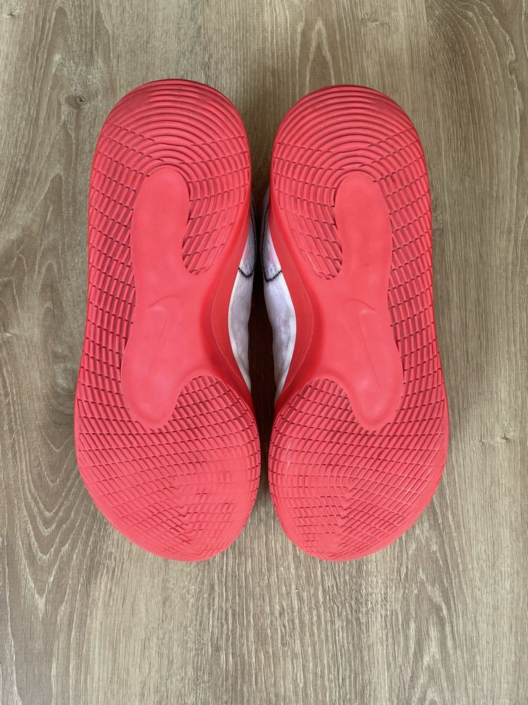 Nike Zoom KD 12 QS, Kevin Durant, YouTube edition. US10 EU44