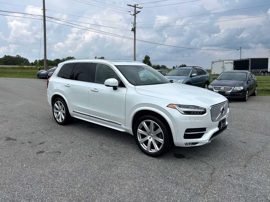 Volvo XC90      2018
