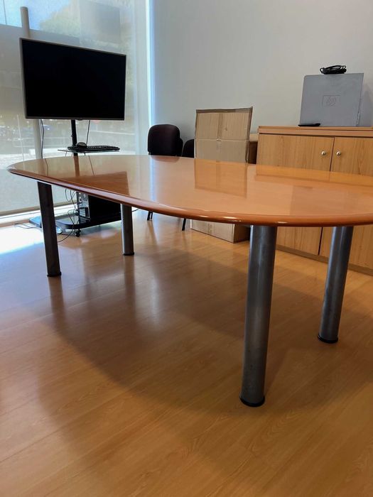 Mesa de reuniões