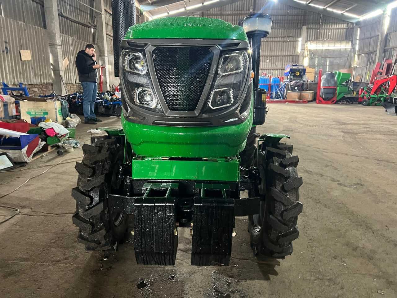 Мінітрактор Xingtai 240 TPK в новому дизайні
