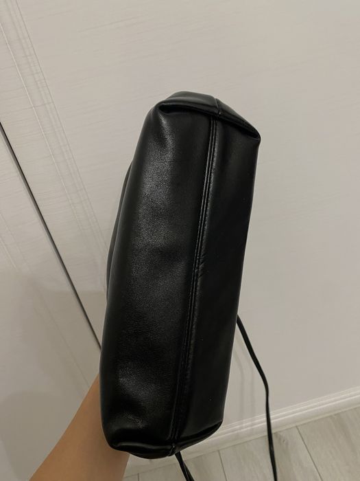 Сумка клатч в стилі bottega veneta pouch