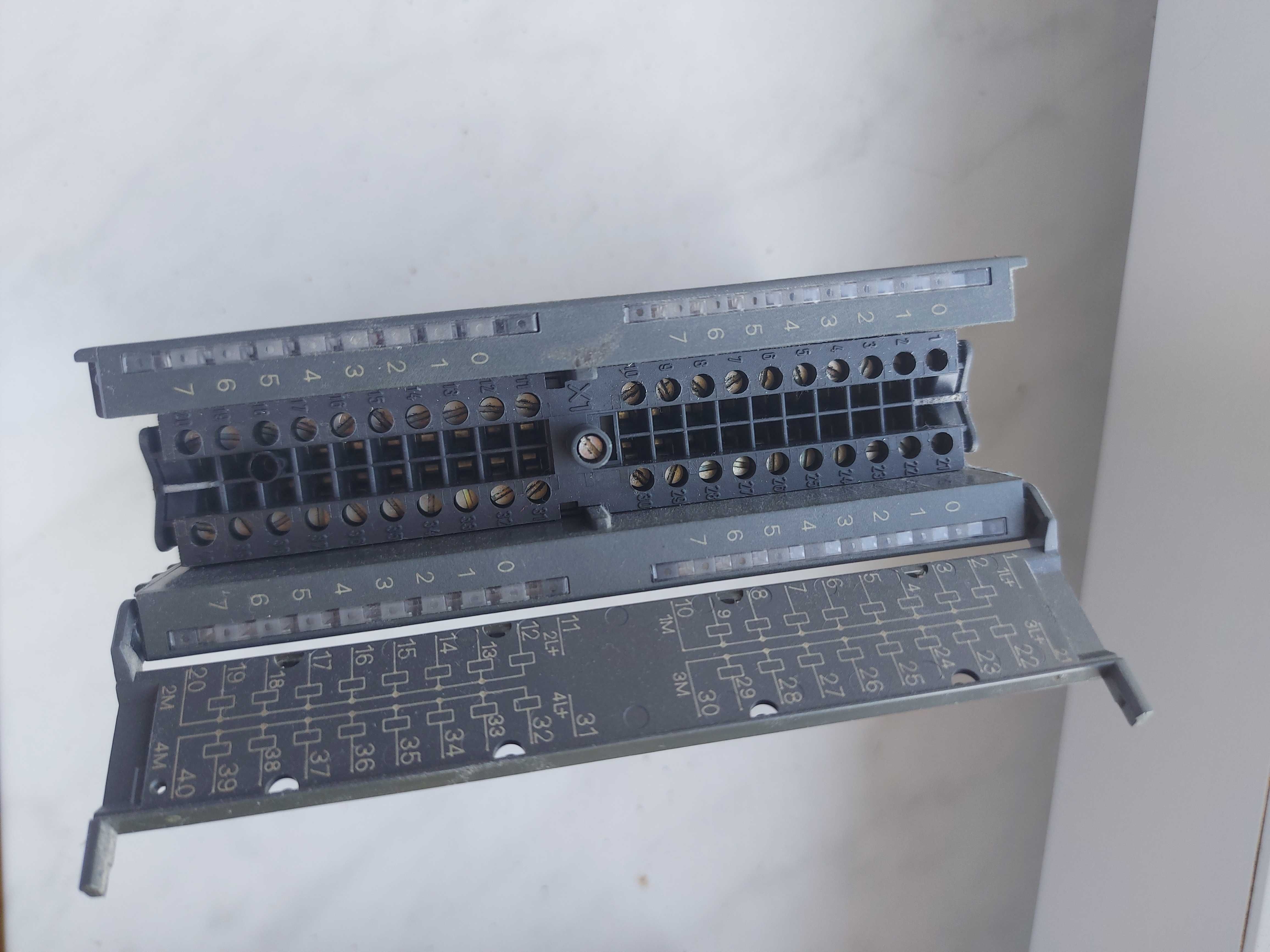 Siemens Moduł Wyjść Cyfrowych SM322 DO 32xDC24V/0.5A