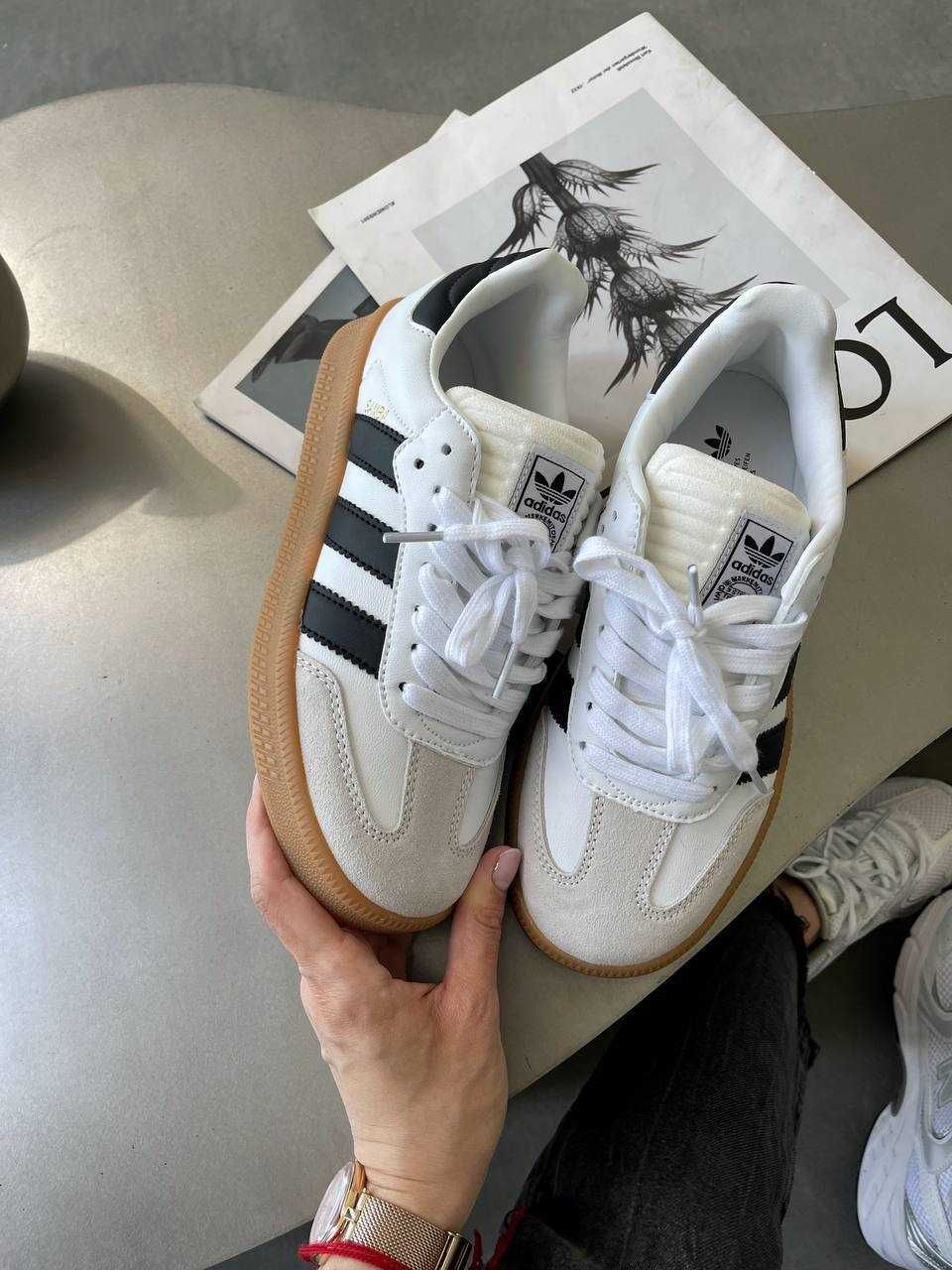 Жіночі кросівки Adidas Samba білий з чорним A00137 ТОП