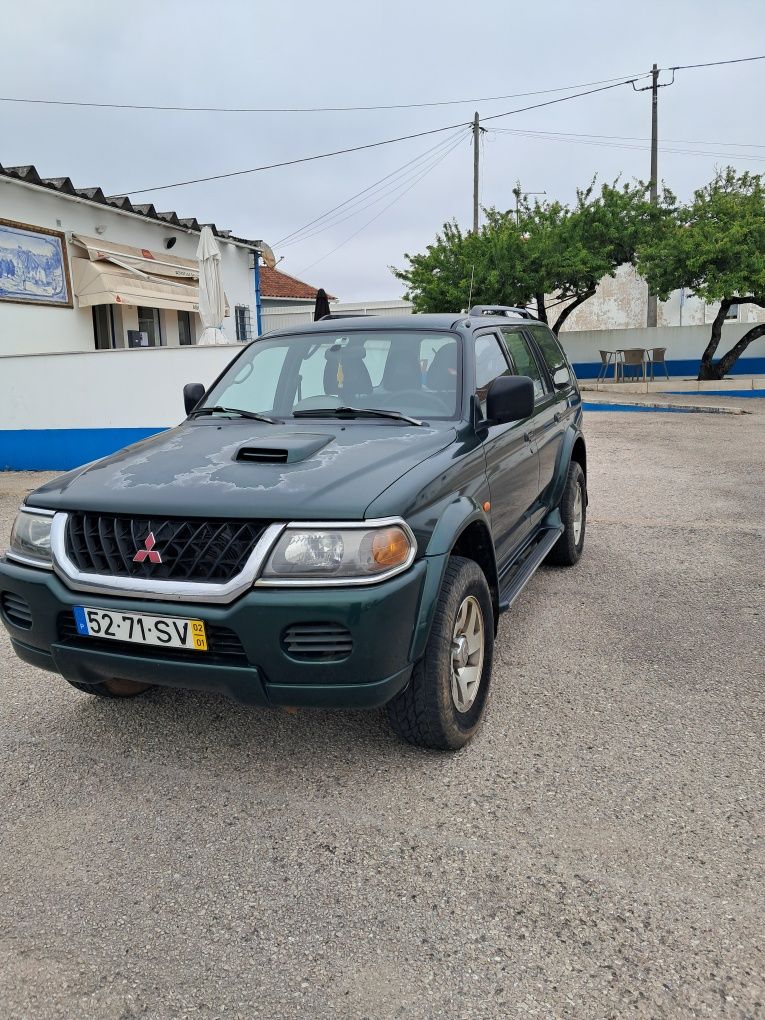 Pajero Sport Wagon 2002