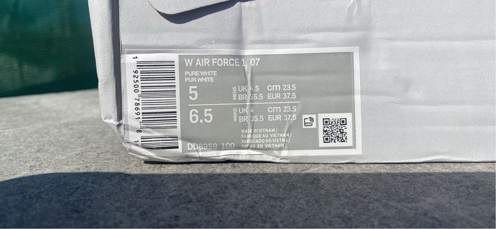 Nike Air Force 1
