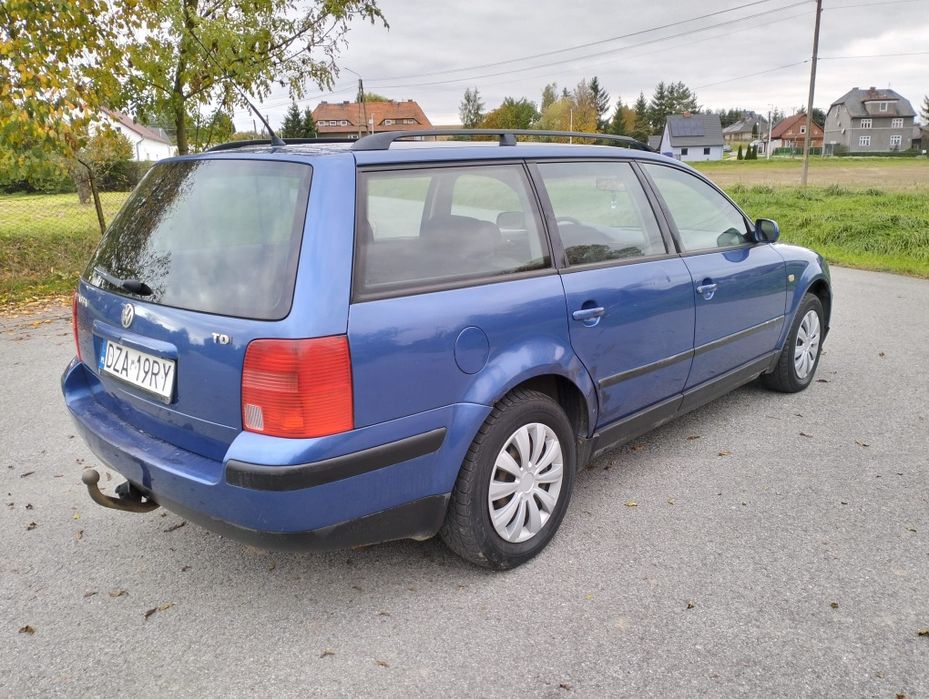 VW Passat 1.9 TDI klimatyzacja HAK ekonomiczny właściciel