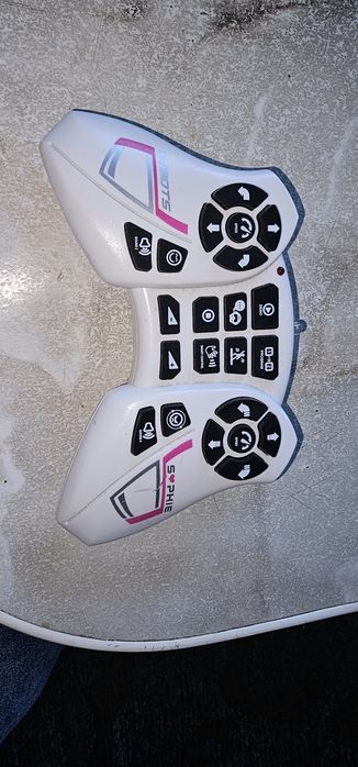 Іграшка робот на пульті