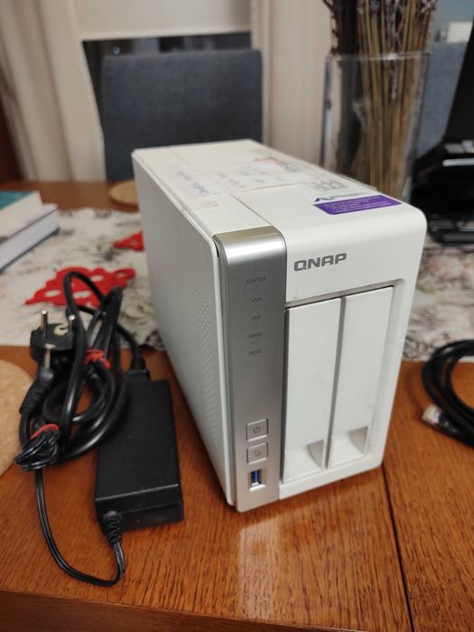 Sprzedam używany NAS QNAP TS-231P