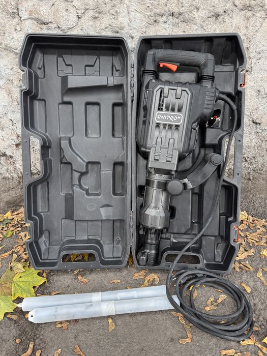 Аренда отбойного молотка (электроинструмент)