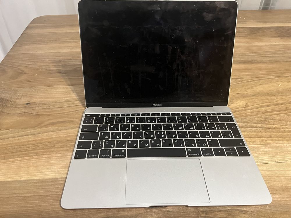 Apple Macbook Air