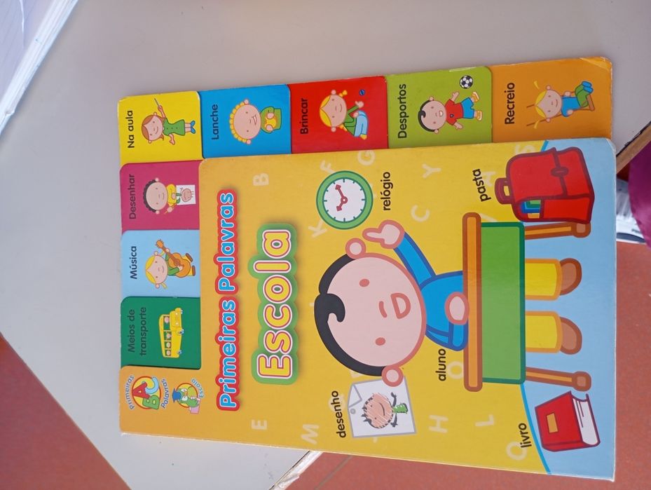 Vários Livros infantis imagens