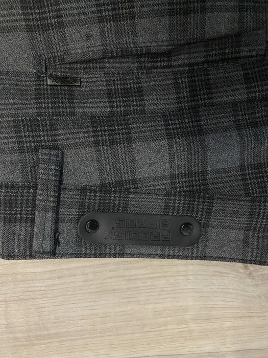 Брюки в клетку