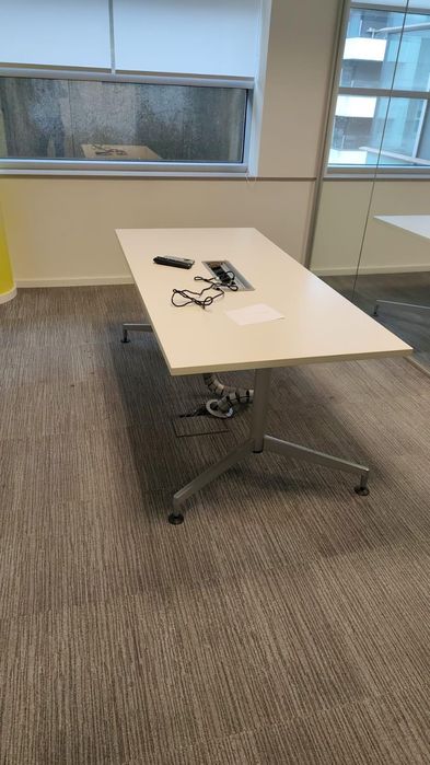 Mesa escritório 1,40 x 1,00