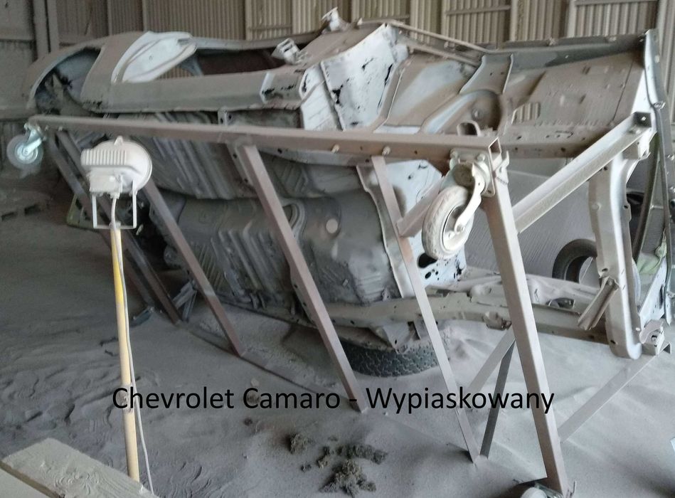 Zestaw do Piaskowania Kompresor śrubowy przewoźny zarejestrowany