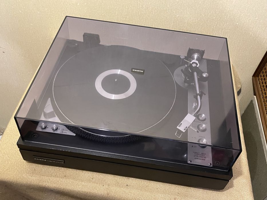 Проигрыватель винила топ класса ONKYO CP-700M DIRECT DRIVE (10кг)