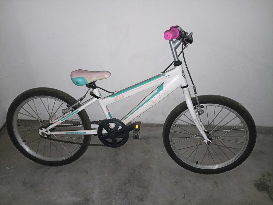Vende-se Bicicleta de criança