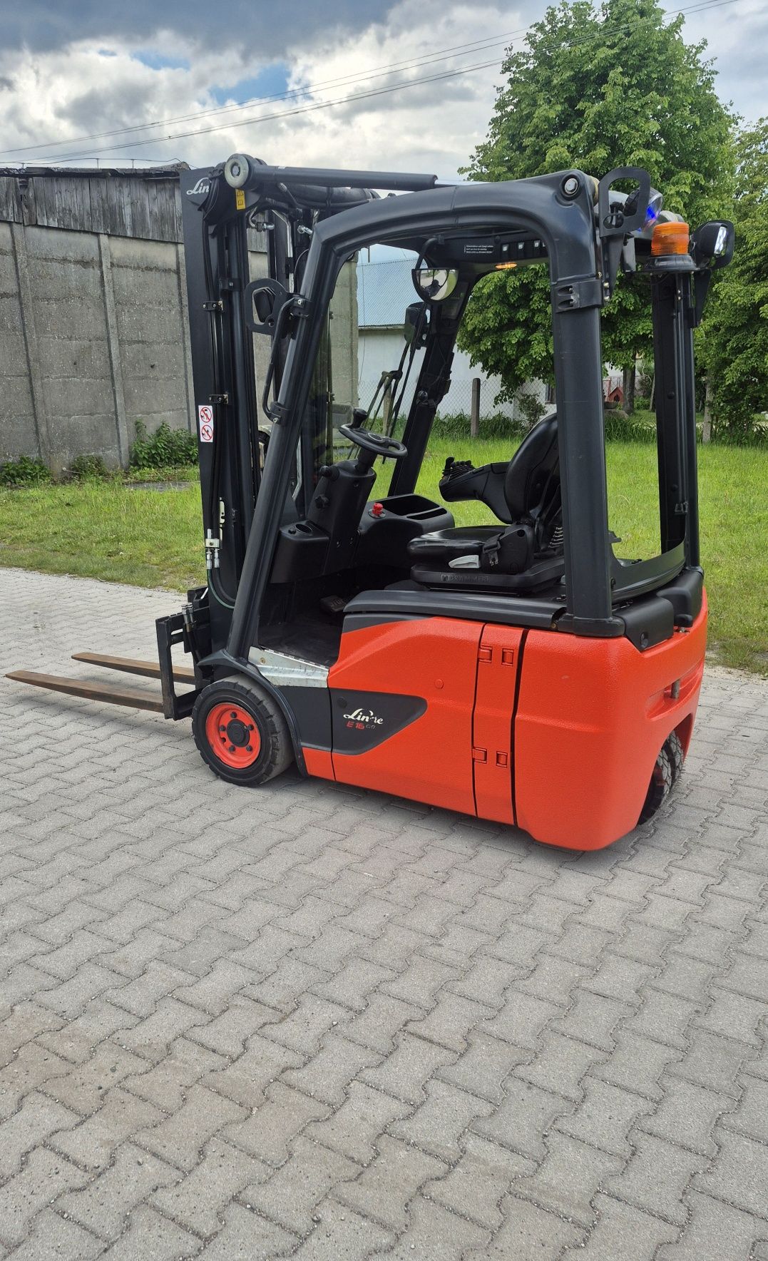 Wózek widłowy LINDE E16,  Triplex, 4sekcje